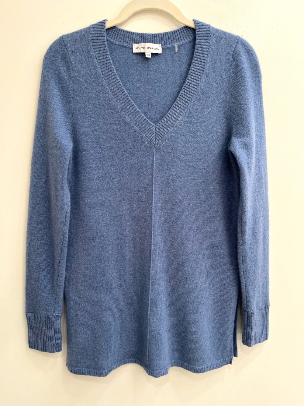 White + Warren v-neck cashmere tunic sweater long line periwinkle blue size XS